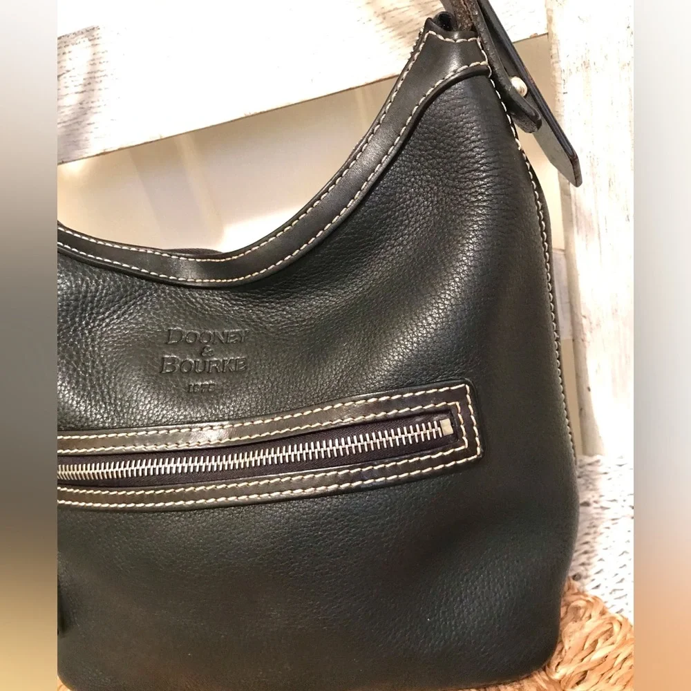 Vintage Dooney & Bourke Black Pebbled Leather Hobo Bag Y2K